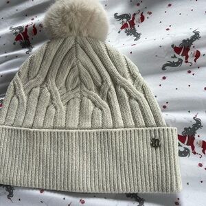 Lululemon Athletica Cream Knit Beanie
